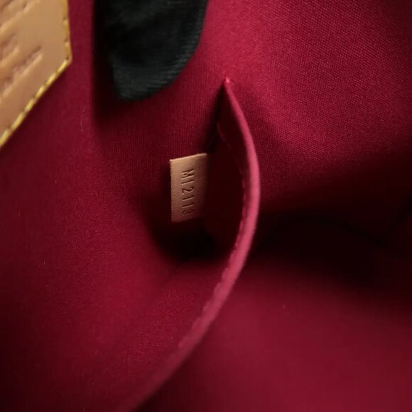 100% Authentic Louis Vuitton Alma BB Red Monogram Patent Leather Satchel - Picture 10 of 12